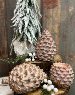 Tealight Holder Resin Pine Cone 4in