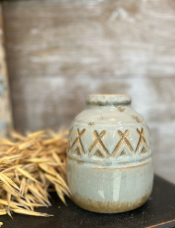 Short Aztec Vase 4x5in
