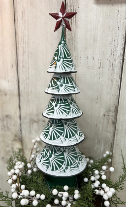Large Tiered Tree 21in