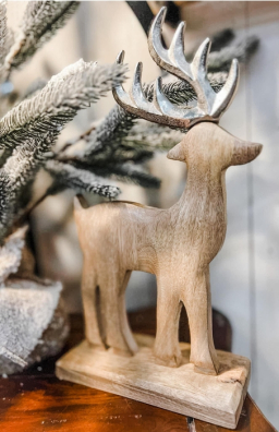 Wooden Reindeer 15x24in