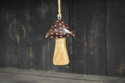 Wooden Hanging Mushroom 3x5in