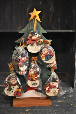 Tree Display w/ 48pc Vested 4" Snowman 6/Asst