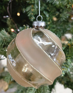 Sheep in wreathOrnament 4x4in