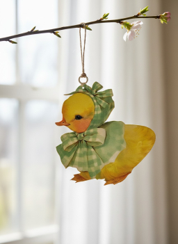 Dottie DuckMetal Ornament 3x4in