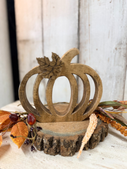Carved Pumpkin 7x8in
