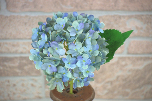 Blue Hydrangea Pick 13in