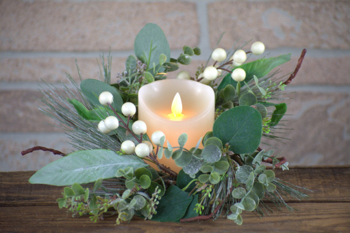 Snow Berry 6.5in Candle Ring