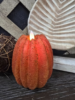Pear Shaped Moving Flame Grunge Pumpkin 4x4.5in