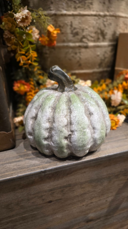 Twilight Glow Pumpkin 6x6x5in