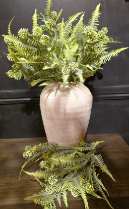 Meadow Fern Stem 22in