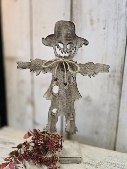 Scarecrow Ghost 14.2x9.1in