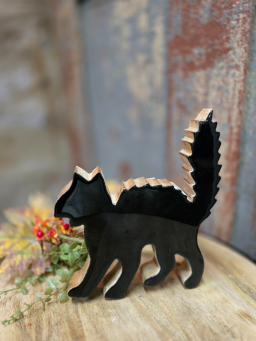 Black Enamel Cat 7.7x6.3in