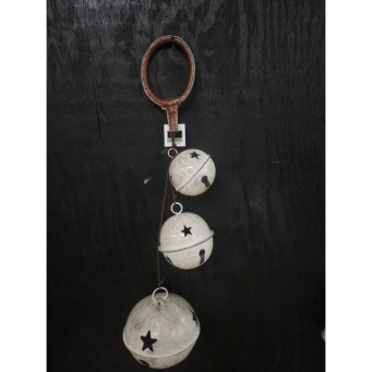 White Rustic Ringer Bells Bunch 22in