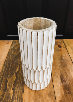 Medium Galta Vase 5x5x8in