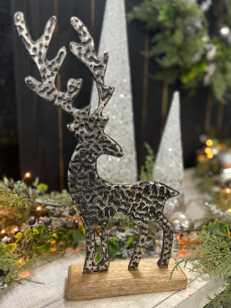 Tarnished Deer 15x8in