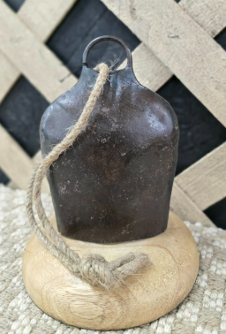 Old Fashion Iron Bell 3x4in